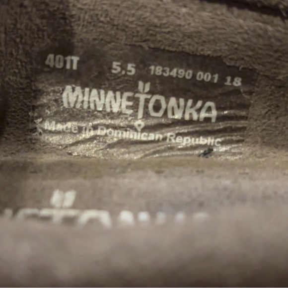 Minnetonka Moccasins - Picture 3 of 4